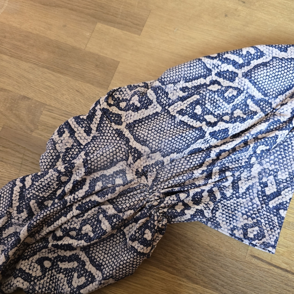 🔴 3/$30 Lici Python S Snake Reptile V-Cut Scrunch Legging S - Picture 12 of 13